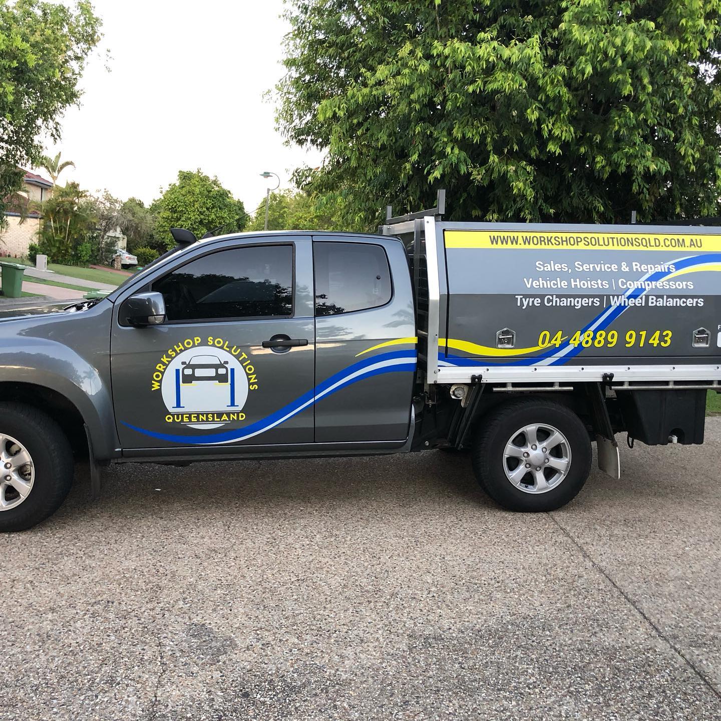 Work Vehicle — Tours in Cairn, Queensland